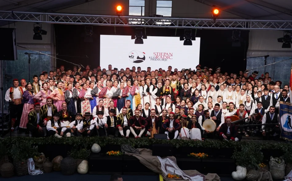 Varaždinski folklorni ansambl sudjelovao na međunarodnoj smotri folklora u općini Konavle
