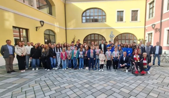FOTO Garibović mladima poručio: &bdquo;Neka vam motivacija bude da svakoga dana budete bolji&ldquo;
