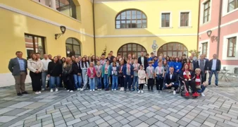FOTO Garibović mladima poručio: &bdquo;Neka vam motivacija bude da svakoga dana budete bolji&ldquo;