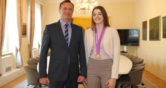 Prijem za Amandu Mlinarić i predstavnike Varaždinskog streličarskog kluba