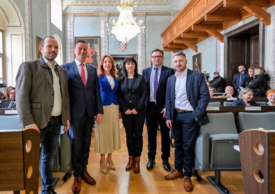 Godisnjica Odjela djecje kirugije Opce bolnice Varazdin Hrvoje Stepancec Damir Poljak 4 20250401