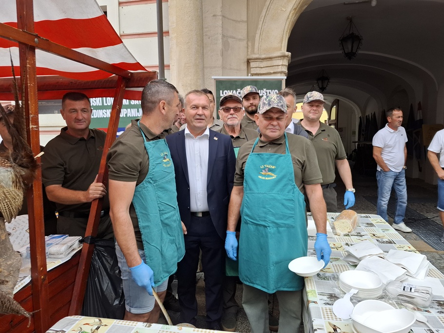 Sajam opg Zupanijski savez poljoprivrednih udruga 2 20250906