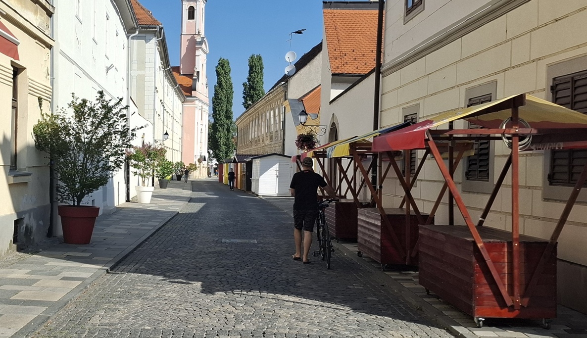 Spancirfest pripreme postavljanje kucica foto Robert Peharda 2 20250812