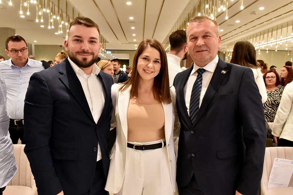 hdz mladez Melani Gavric 4 20251125