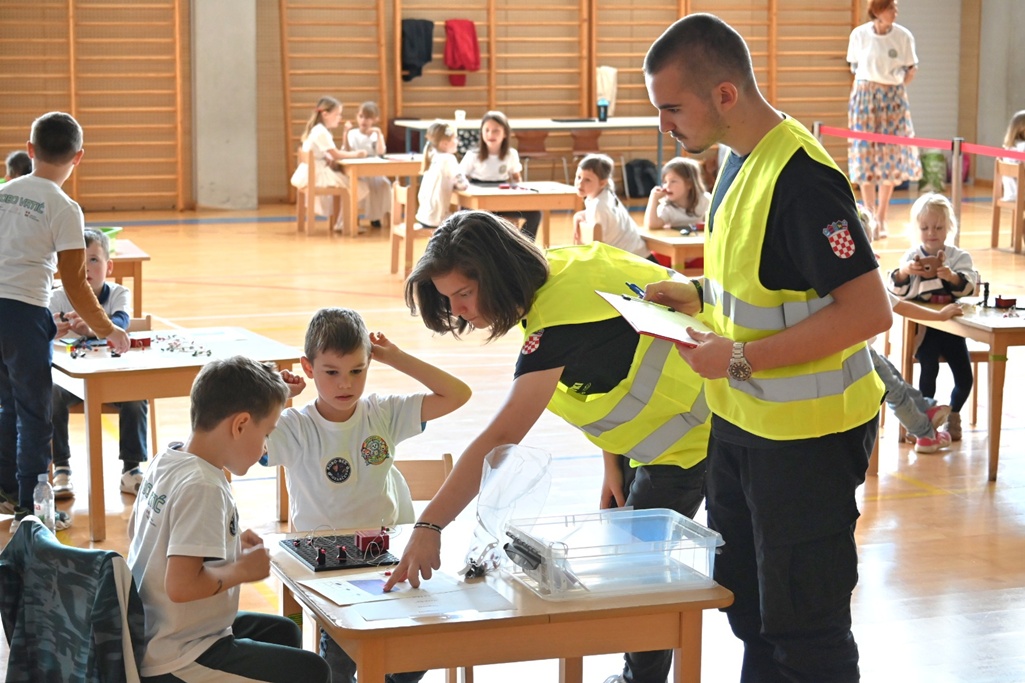 natjecanje robotika petrijanec vrtici 2025 3 20250514