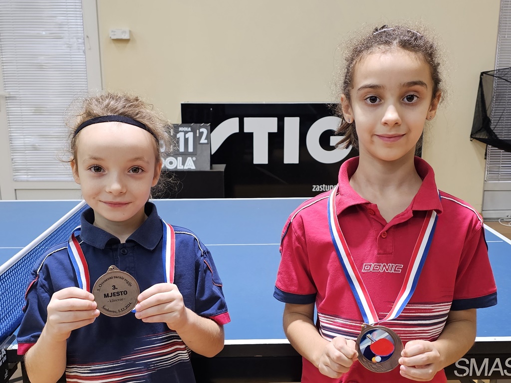 stolni tenis stk mgk drava zabnik lea kos ida hadari 20241203