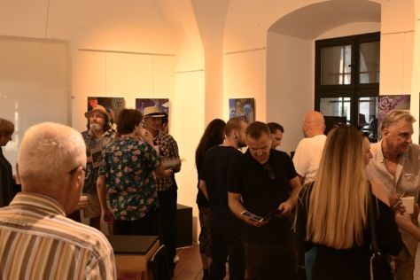 Sandra Horvat Snovita lica izlozba HDLU Kula strazarnica 1 20250723.jpg