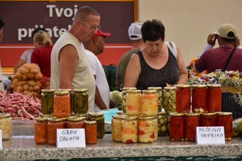 Varazdinski plac trznica 1608 11 20250816.jpg