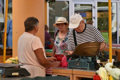 Varazdinski plac trznica 1608 2 20250816.jpg