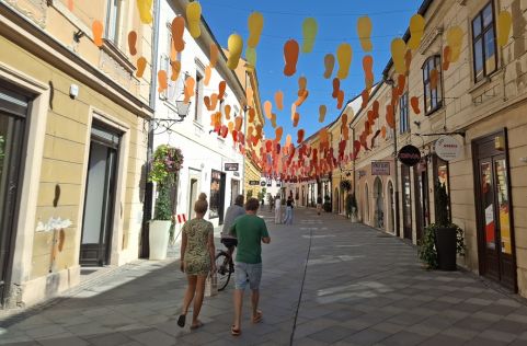 Spancirfest Grad Varazdin gradskim ulicama 1 20250818.jpg