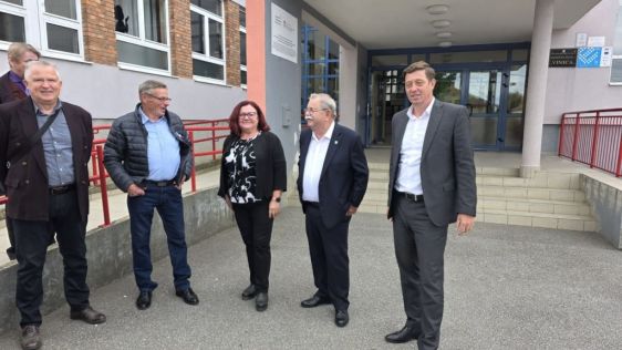 cestica-obljetnica mature 2.jpg