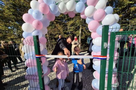 klenovnik-djecje igraliste 18.jpg