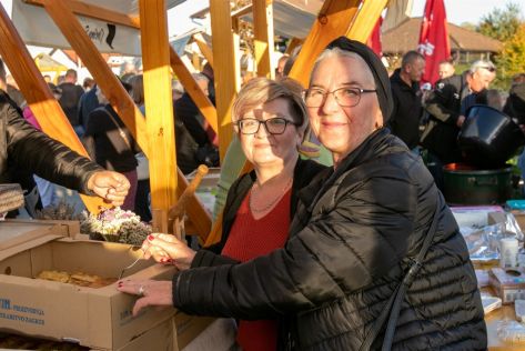 sracinec-kestenijada-velika graba 37.jpg