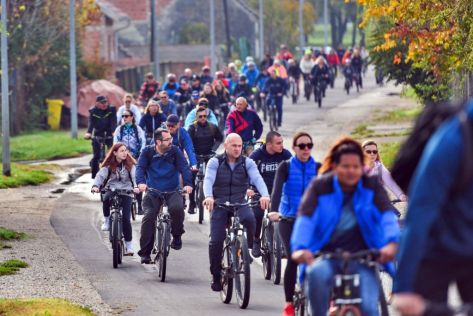 vzz-amazon of europe 3.jpg