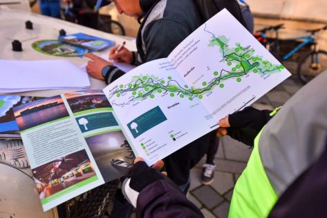 vzz-amazon of europe 4.jpg