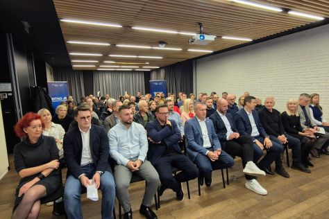 hdz - gradski odbor 2.jpg