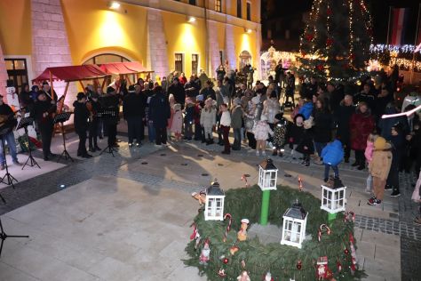 Grad Varadinske Toplice Advent 2025 15.JPG