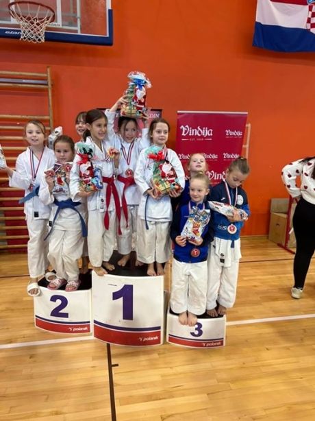 karate klub klenovnik 16 20251203.jpg