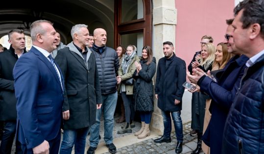 batch_Thompson 8.jpg