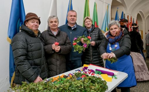 advent_u_atriju_kolaci_sarma_zaklada_vita_2025 19 20251221.jpg