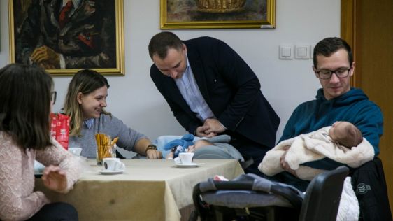 batch_221225-novorodjeni-marusevec-014 Large.jpg