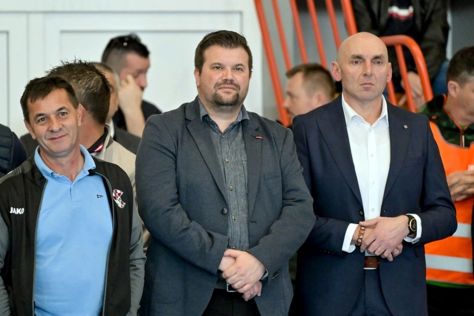 gnm sportska dvorana 2.jpg