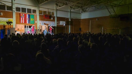 130326-predstava_iva-gloria-marusevec-1920x1080 20260317.jpg