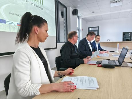 batch_podlehnik 7.jpg