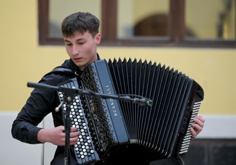 batch_Izlozba_atrij 6.jpg