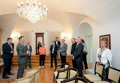 batch_prijem-predstavnika-odbora-za-obranu-49-_6a1f22fd93293.jpg