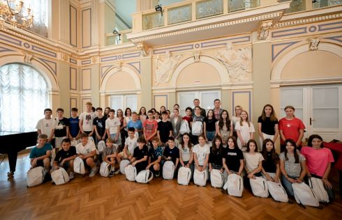 batch_nagradeni-ucenici-25-_6a281c589c135.jpg