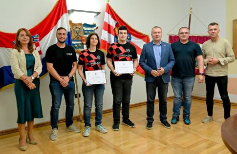prijem_medalje_roboticari_savate_borci_europsko_svjetsko_srpanj_2026  8.jpg