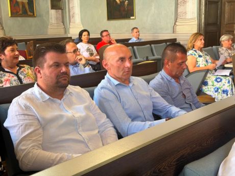 batch_sastanak_zupan_grado_nacelnici_srpanj_2026 10.jpg