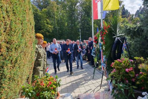 batch_35. obljetnica osloboenja Banjine i Dan branitelja NM 30.jpg