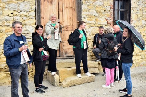 batch_Wine  Walk Cestica7.jpg